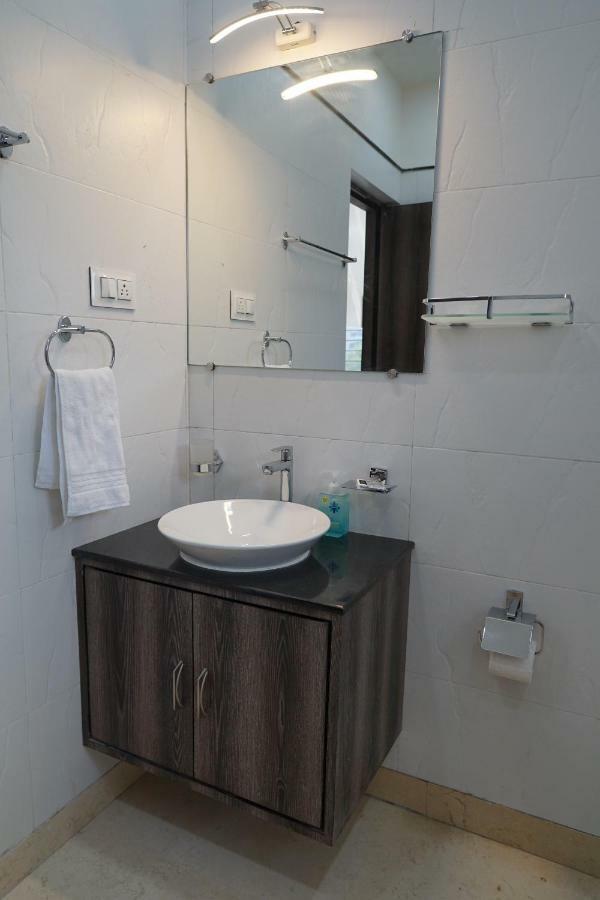 Rama Golden Root New Town Hotel Calcutta Eksteriør billede