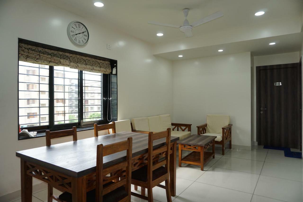 Rama Golden Root New Town Hotel Calcutta Eksteriør billede